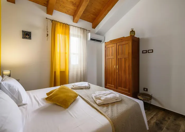 Vila In Srebrni I With Pool Near Marea Stuti